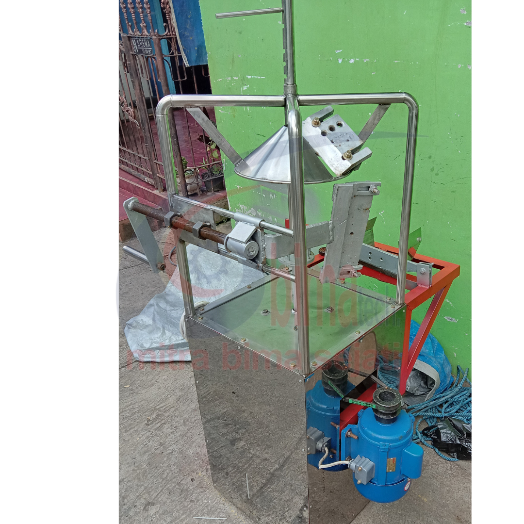 mesin pengupas kelapa muda