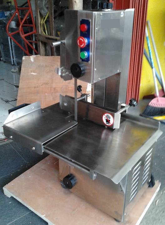 mesin pemotong daging beku