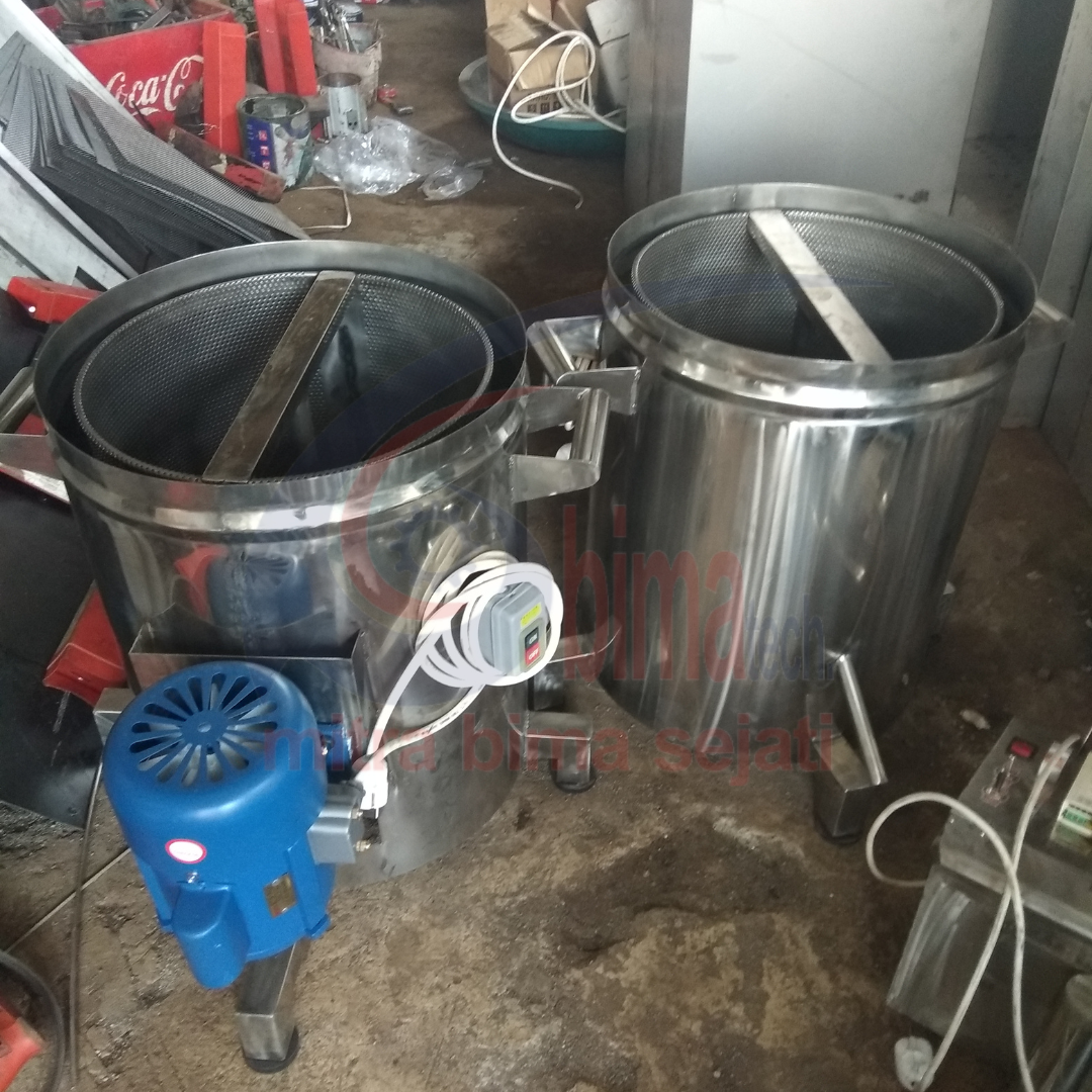 Mesin spinner peniris minyak