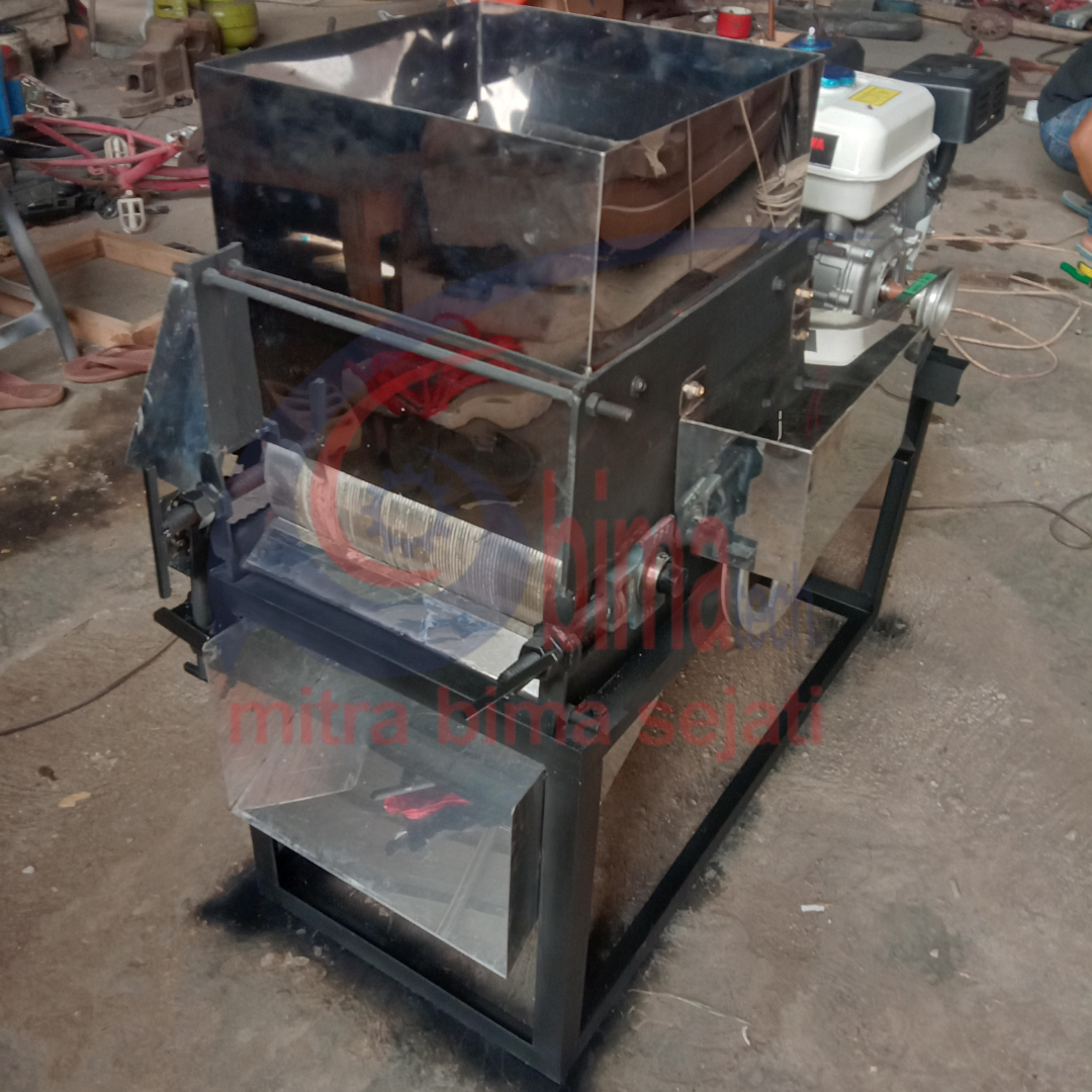 mesin penipis adonan lokal